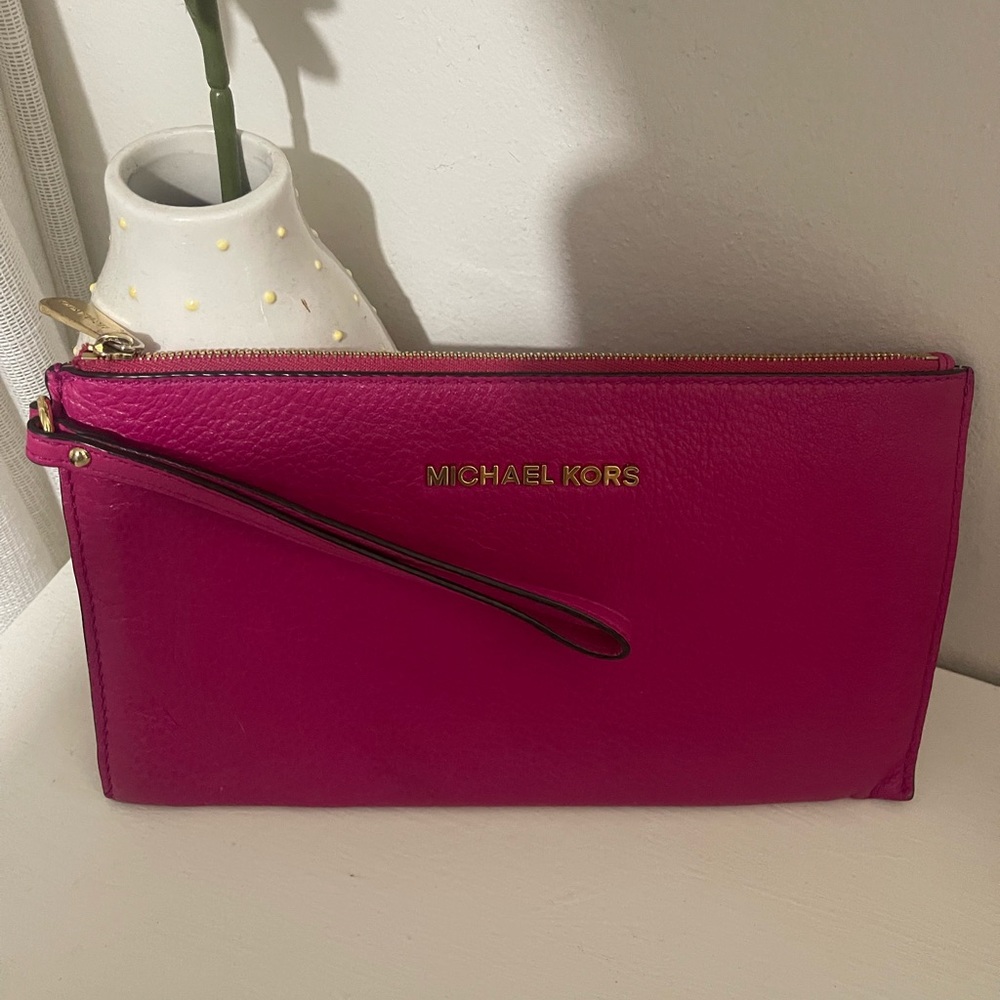 Michael Kors Pink Wristlet